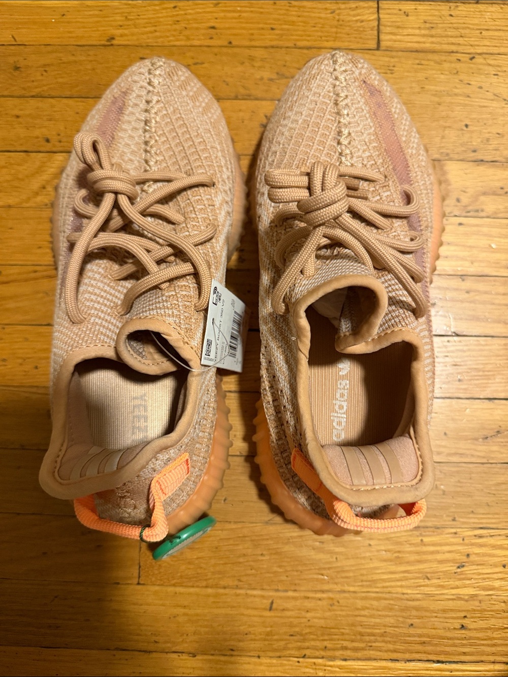 Adidas Yeezy light Peach